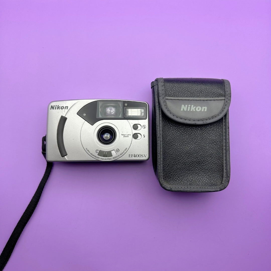 Nikon EF400SV - With Case