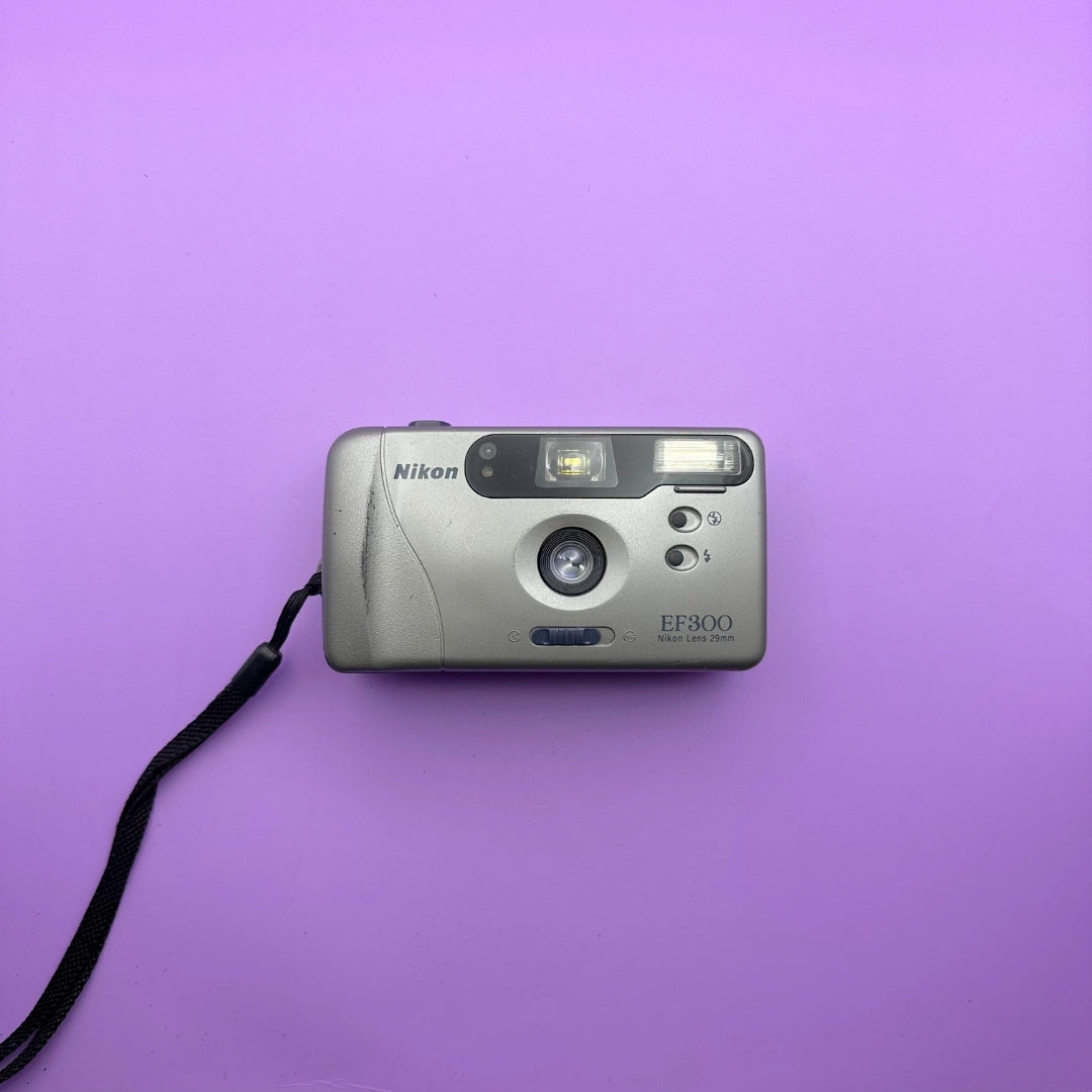 Nikon EF300