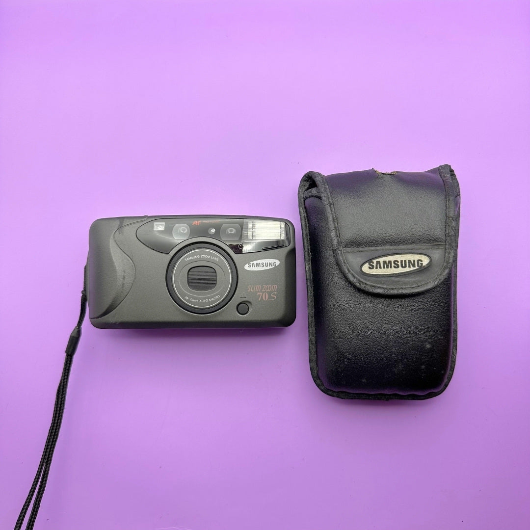 Samsung Slim Zoom 70S - With Case
