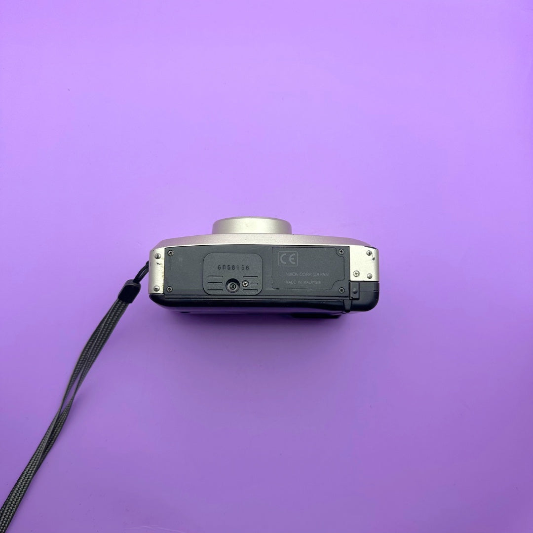 Nikon One Touch Zoom 90s