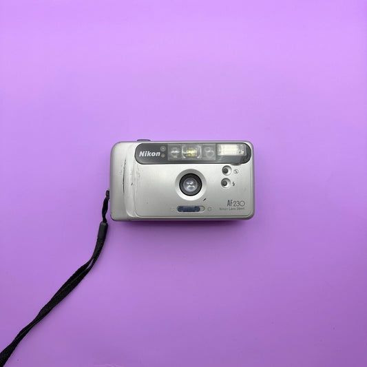 Nikon AF230