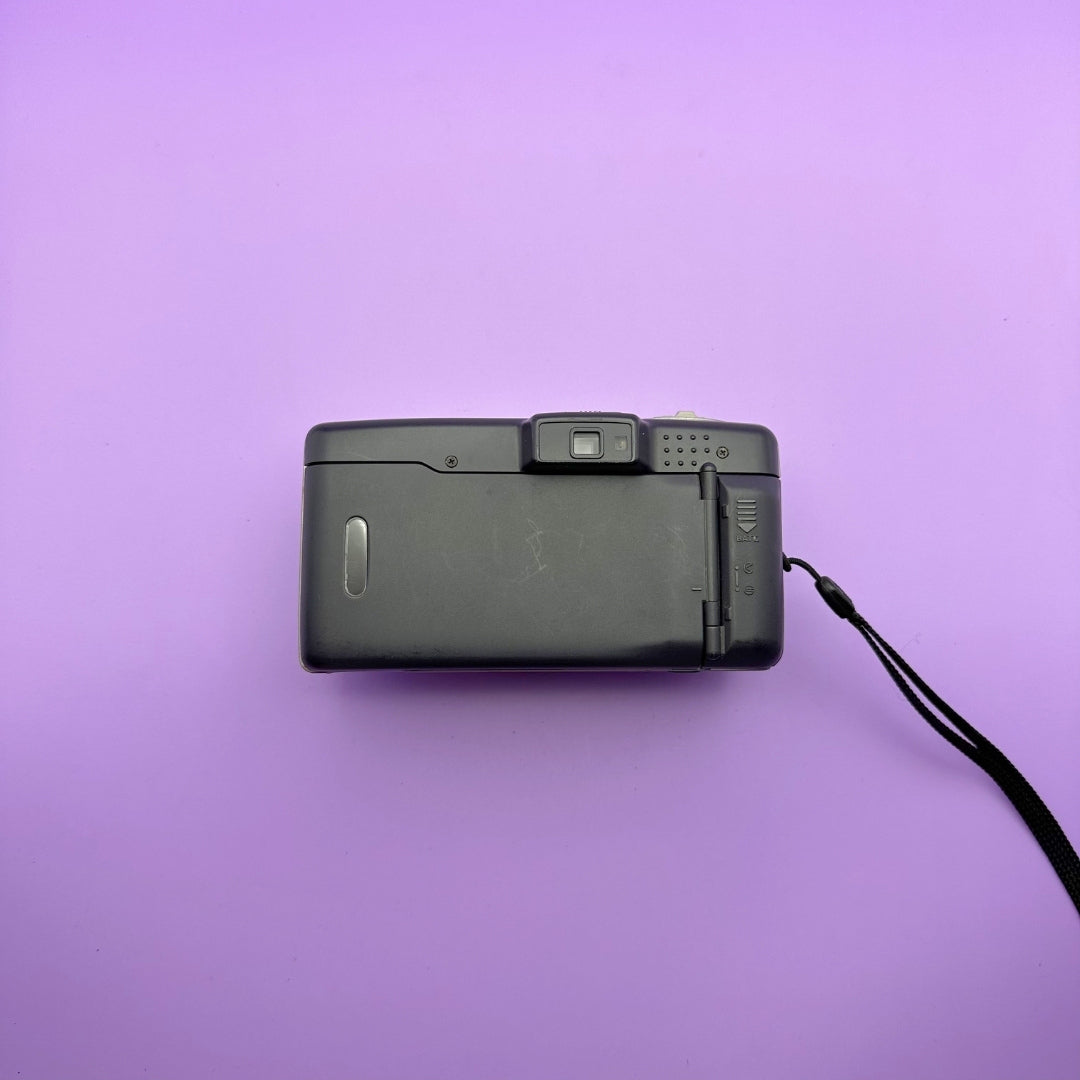 Nikon Zoom 600 AF - With Case