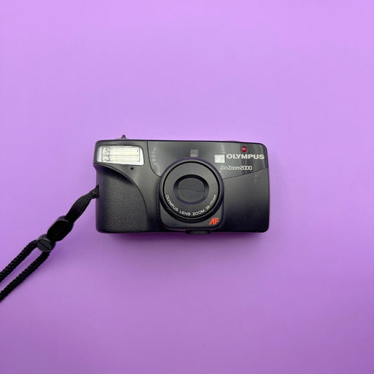 Olympus Infinity Zoom 2000
