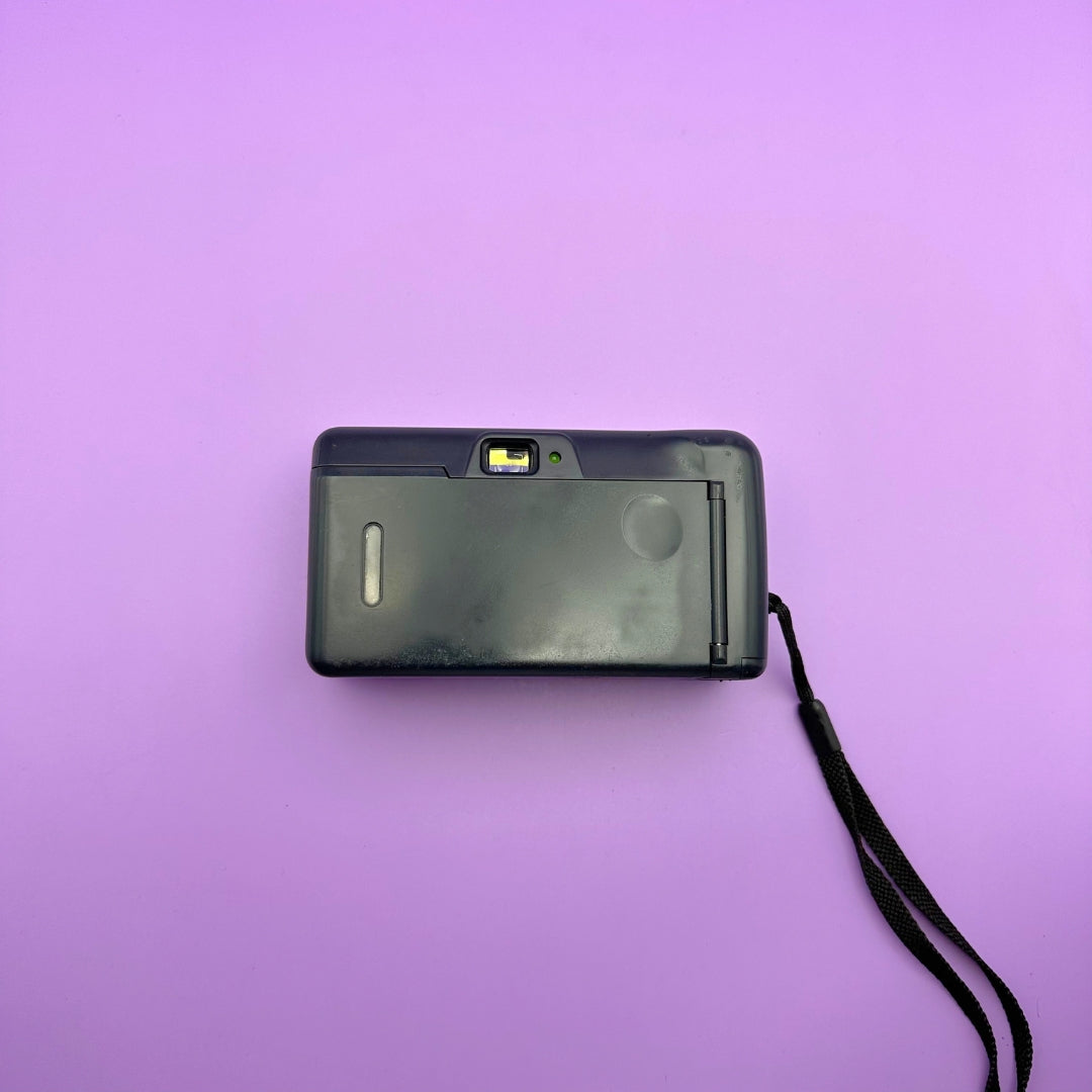 Nikon AF230 - With Case