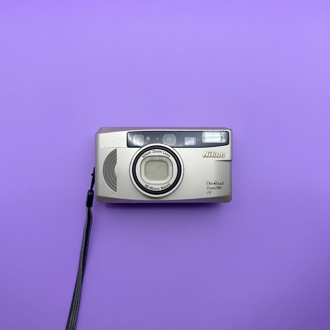Nikon Lite Touch Zoom 90 - With Case
