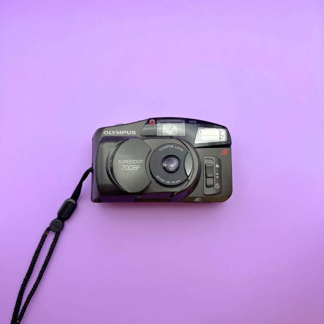 Olympus Superzoom 700BF