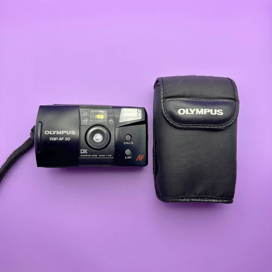 Olympus Trip AF 30 - With Case