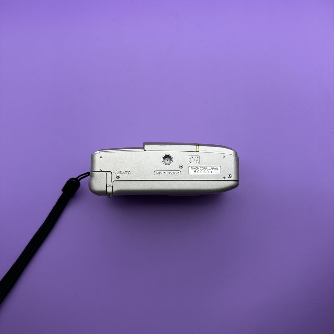 Nikon Lite Touch Zoom 100W