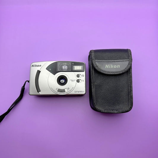 Nikon EF400SV - With Case