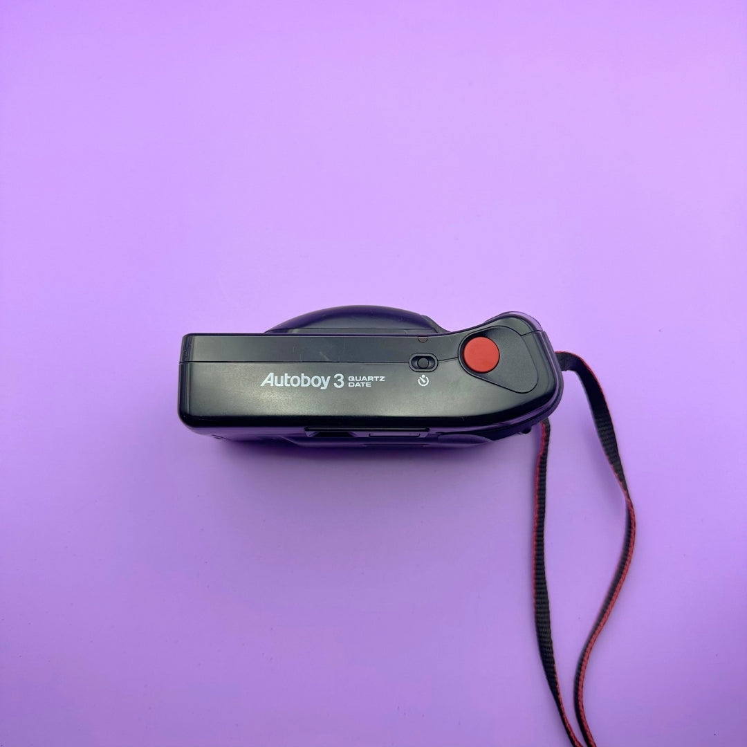 Canon Autoboy 3 - With Case