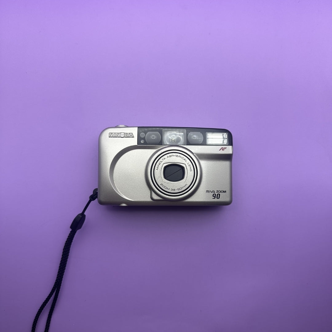Minolta Riva Zoom 90