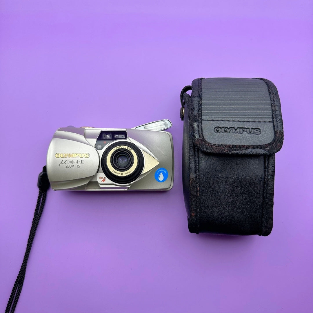 Olympus Mju II Zoom 115 - With Case
