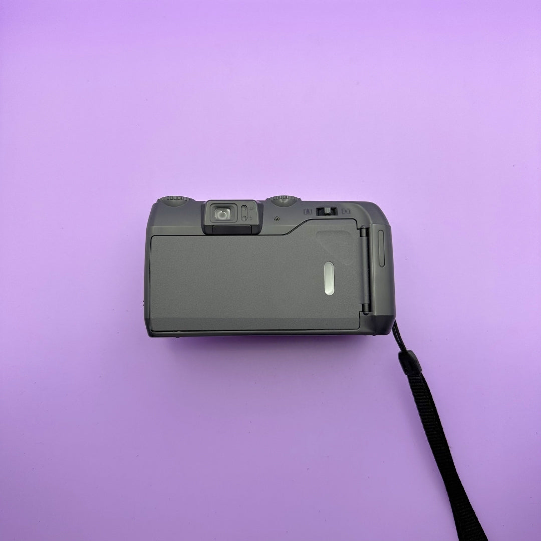 Nikon Zoom 800 AF - With Case