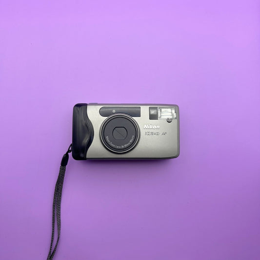 Nikon Zoom 400 AF